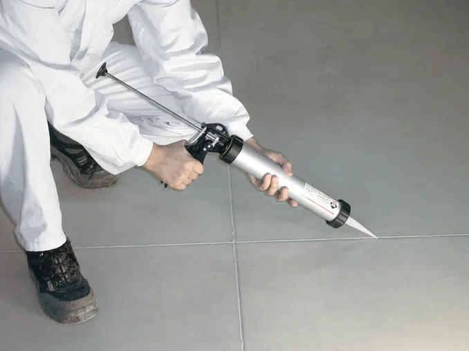 RUBI ปืนยิงกาวยาแนว (65990) - Image 2